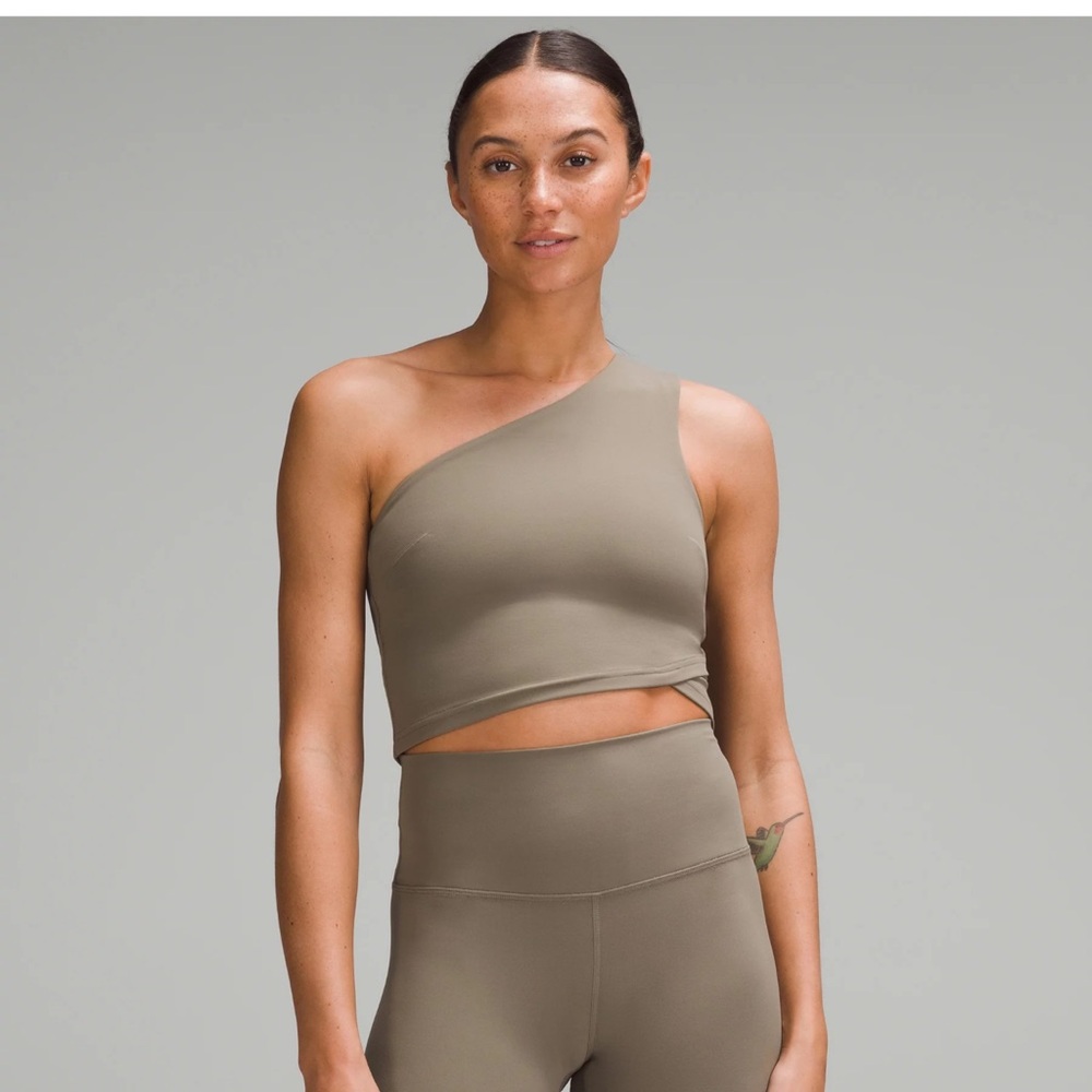 155- $45 NWT *FREE SHIPPING* lululemon Align Asymmetrical Tank Top Nomad size 2